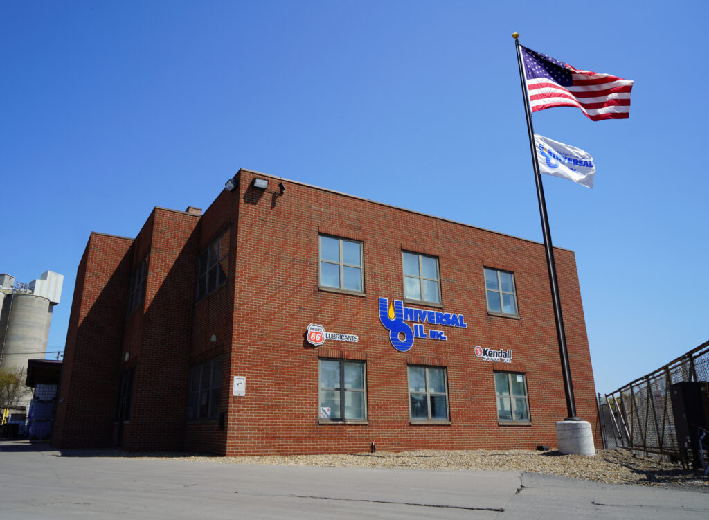 Image of Universal Oil building
